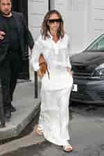 Afbeeldingsresultaten voor Victoria Beckham White. Grootte: 150 x 225. Bron: www.popsugar.co.uk