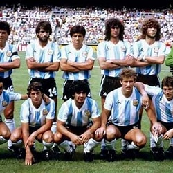 Image result for Argentinien Nationalmannschaft 82. Size: 250 x 208. Source: www.pinterest.com