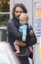 Russell Brand and wife and Kids に対する画像結果.サイズ: 60 x 93。ソース: www.dailymail.co.uk