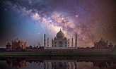 Taj Mahal के लिए छवि परिणाम. आकार: 164 x 98. स्रोत: 4kwallpapers.com