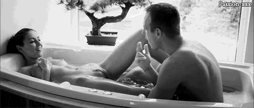 People Having Sex In A Hot Tub 57