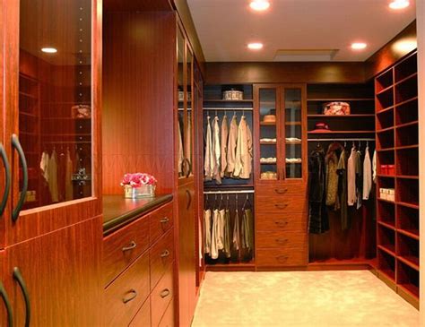 closets others