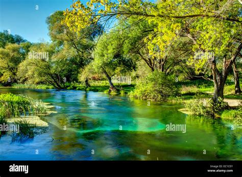 fiume tirino  res stock photography  images alamy