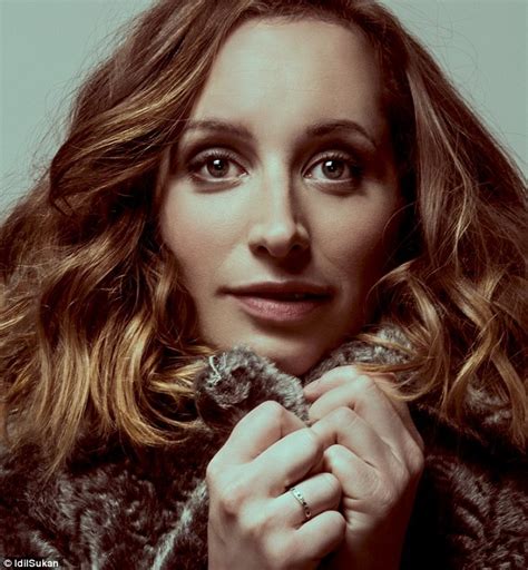 isy suttie s search for mr right went into overdrive when her mother