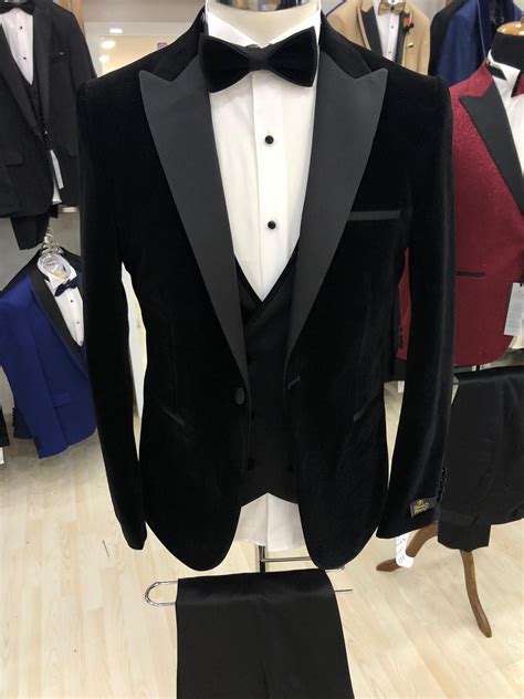 black velvet suit premium quality pomandicom