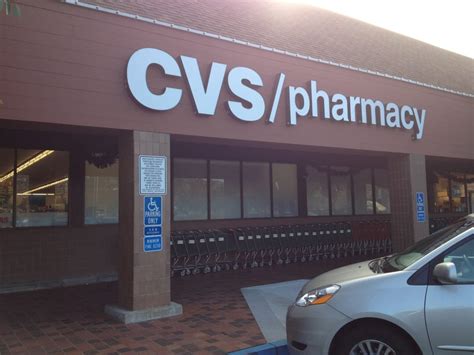 cvs pharmacy   open  hours