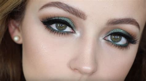 easy makeup   green eyes viva la vibes