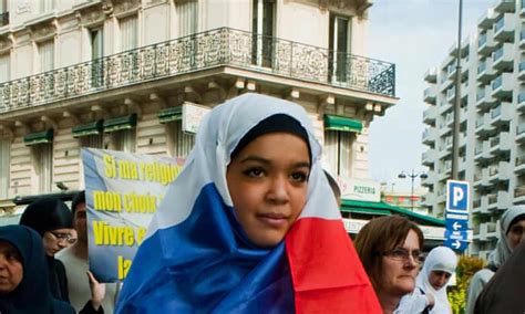 headscarf ban turns france s muslim women towards homeworking france