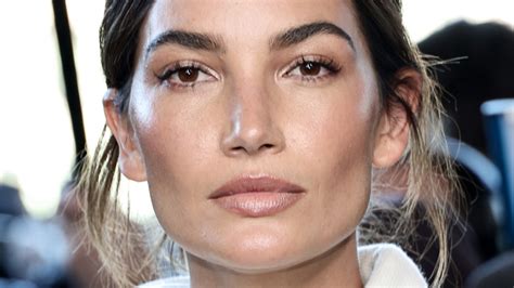 lily aldridge didn t always want to model so how did she get discovered