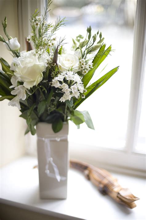 vase  white flowers  stockarch  stock