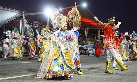 carnaval de luanda homenageia grupo carnavalesco uniao cafe de angola rna