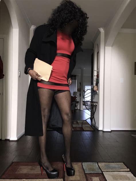 Ebony Crossdresser Sissy Gina In High Heels Photo 8