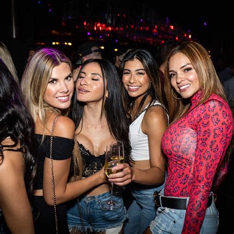 The Best Girls’ Night In San Diego Is At Oxford Social Club