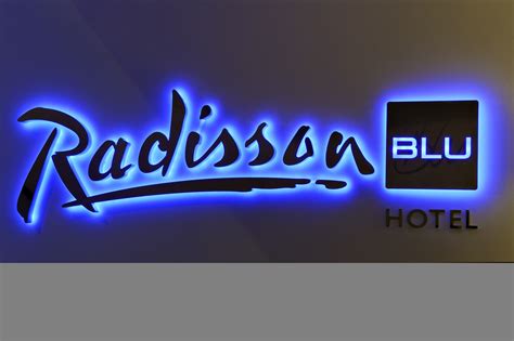 radisson blu returns  kuwait english hospitality
