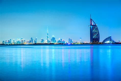 dubai tourism hits record boom travel weekly