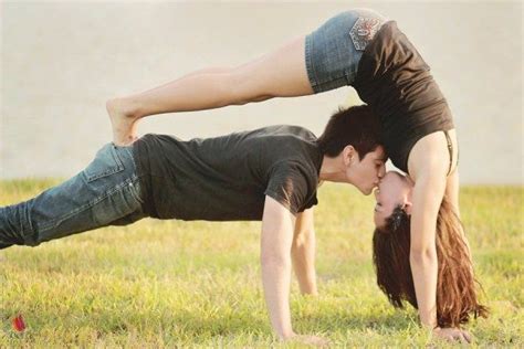 cute couple pictures   time couples yoga poses
