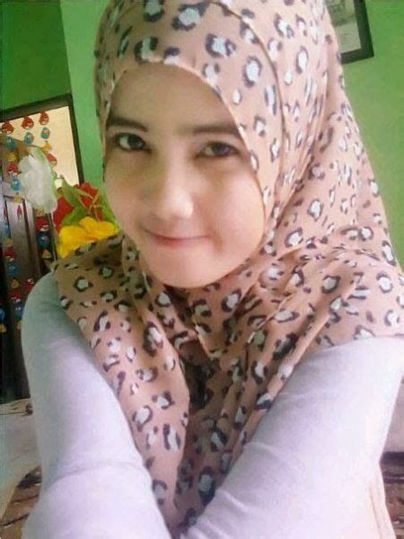 kisah hot pijat ibu berjilbab toket montok smp