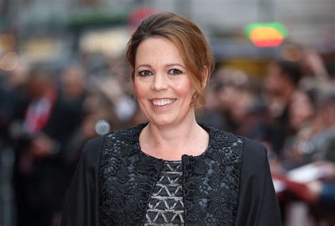 Olivia Colman Spills On Replacing Claire Foy In The Crown Marie
