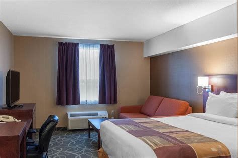 quality hotel suites gander bookonlinecom