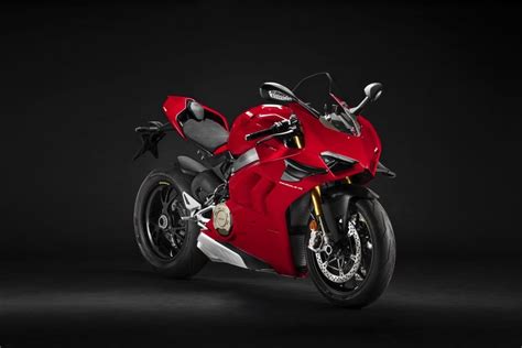 Ducati S Third Premiere Brings Updated 2021 Supersport And
