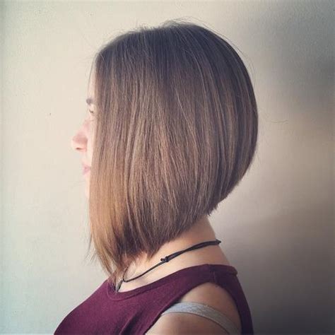 20 Chic And Trendy Ways To Style Your Graduated Bob
