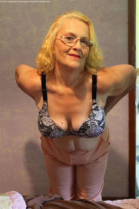 mature proud saggy grannies nice cleavage 58 lingerie high quality