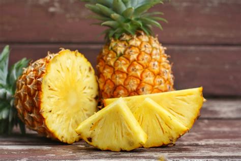 ananas sun fruit produit frais  locaux