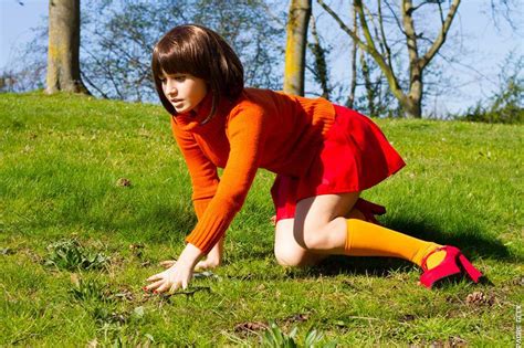 Cosplay Zoinks Echidna As Sexy Velma From Scooby Doo
