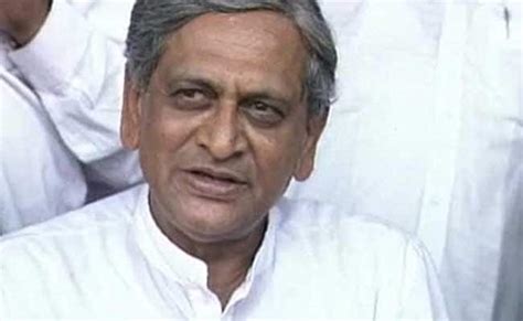 Karnataka Congress Veteran Sm Krishna Resigns From Party