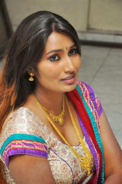 Swathi Naidu Hot Sexy Navel Saree Celebritylic Wet Saree Navel Mms