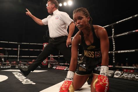 Viviane Obenauf Shocks Natasha Jonas With Tko In Four Boxing News