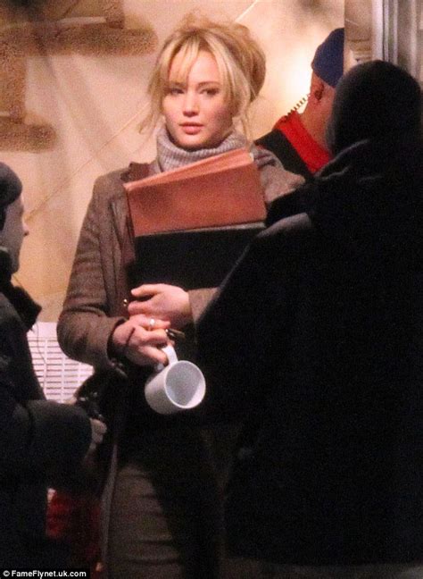 jennifer lawrence denies having row with director david o russell on joy set daily mail online