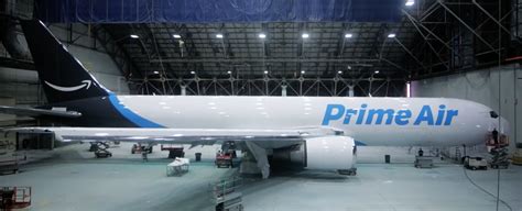 amazon prime air planes fly full  lighter   pizza  motion