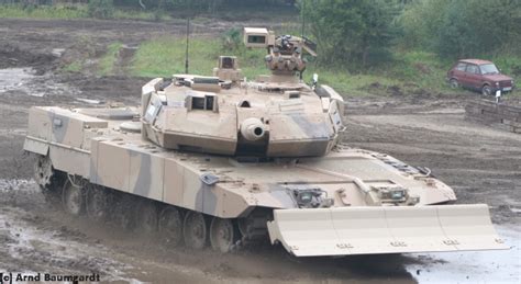 leopard  equipped   shorter  add  armour   turret  hull   bucket