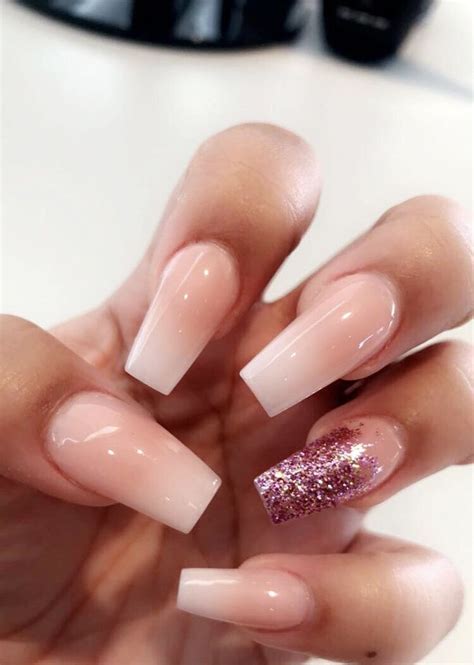 Natural Ombré Nails With Pink Glitter Acrylic Nails Glitter Ombre