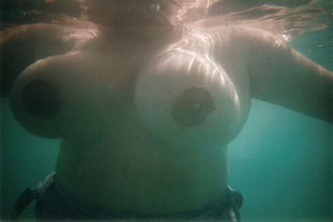 underwater voyeur pics of bbw with big tits picture 8 uploaded by hemugu on