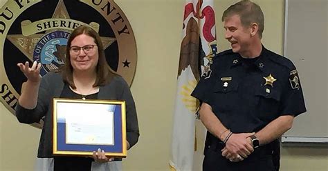 Dupage County S Sex Offender Registry Coordinator Receives National Award
