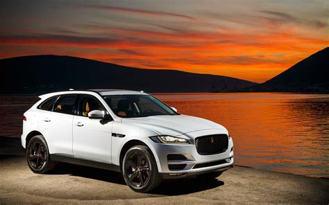 base powertrain    jaguar  pace xe  xf models  car guide