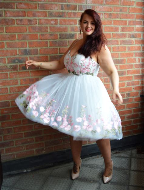 Fuller Figure Fuller Bust A Wedding Dress Alternative