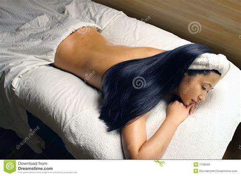 oil massage at spa royalty free stock images image 1728049