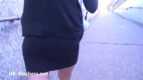 american amateur flasher demona dragons upskirt voyeur and public