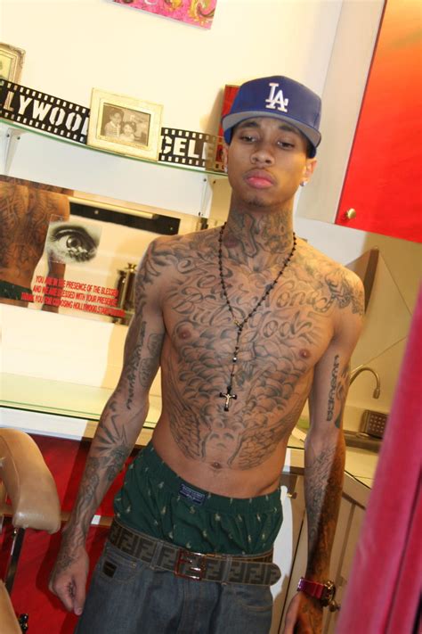 Someone Reportedly Leaked Tyga S Dick Pics Amid Cheating