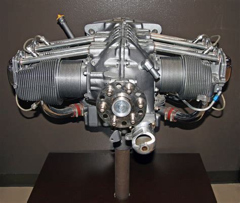 lycoming   horizontally opposed aero engine  eaa air flickr
