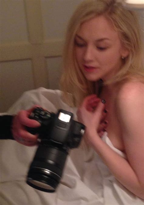 Emily Kinney Nude Collection 95 Sexy And Leaked Photos Porn And Sex