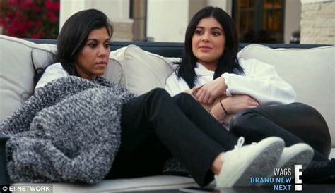 Rob Kardashian Breaks Pregnancy News To Sisters On Kuwtk