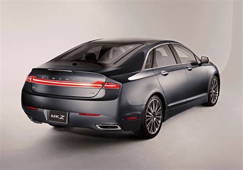 fuel efficient luxury hybrid car lincoln mkz hybrid greener ideal