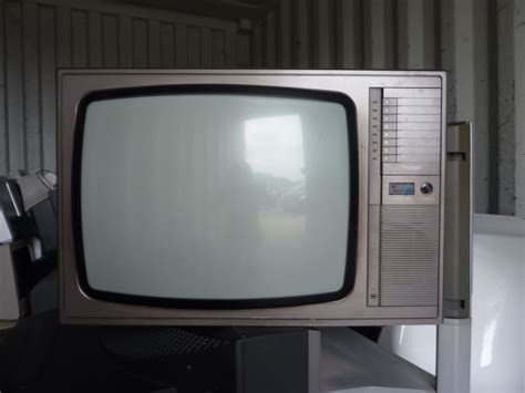 triumph tv 70 s 80 s vintage television tvs retro tv