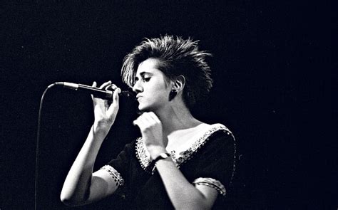 Naked At The Albert Hall The Inside Story Of Singing By Tracey Thorn