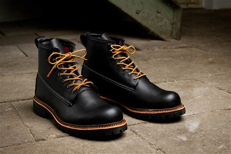 red wing heritage ice cutter boot