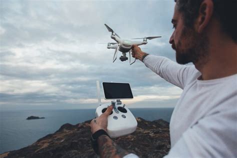 piloto de drones division de educacion continua  estudios profesionales